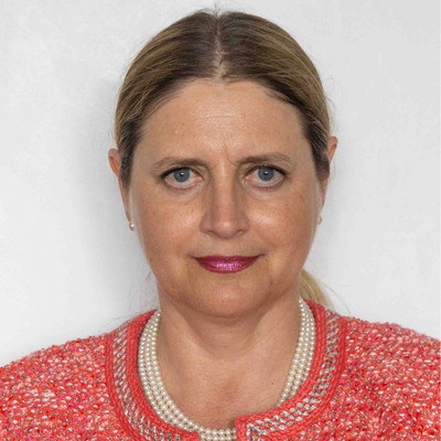Adriana Dinu
