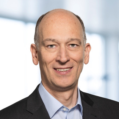 Dr Gerhard Salge