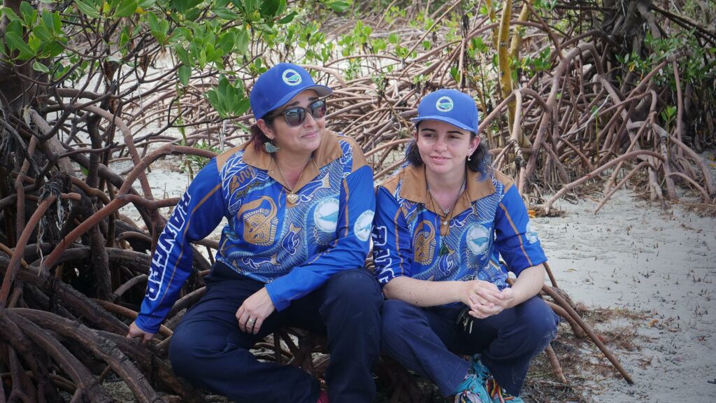 Indigenous Women of the Great Barrier Reef Larissa Hale and colleague