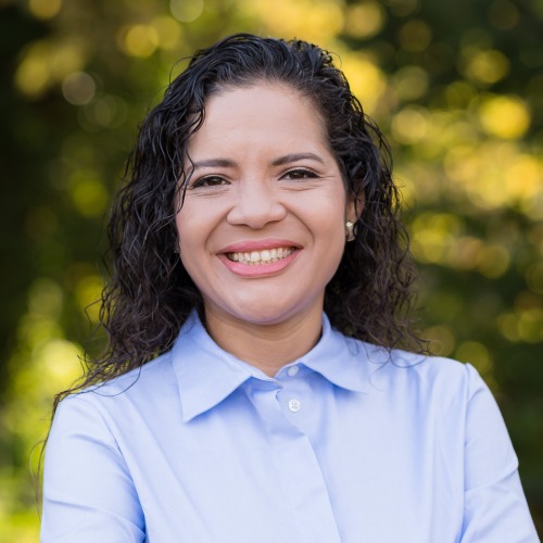 Dr Nelly Ramirez