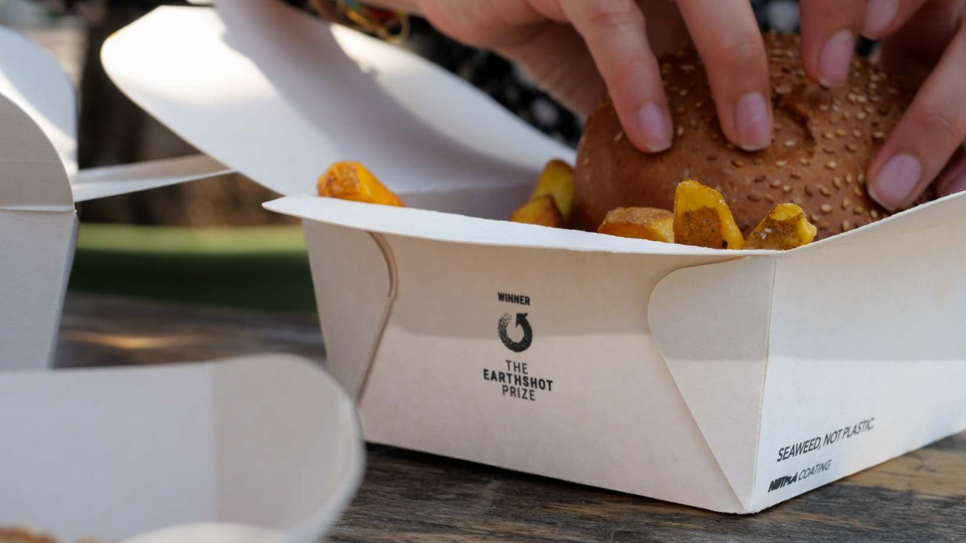 Notpla seaweed packaging takeaway box