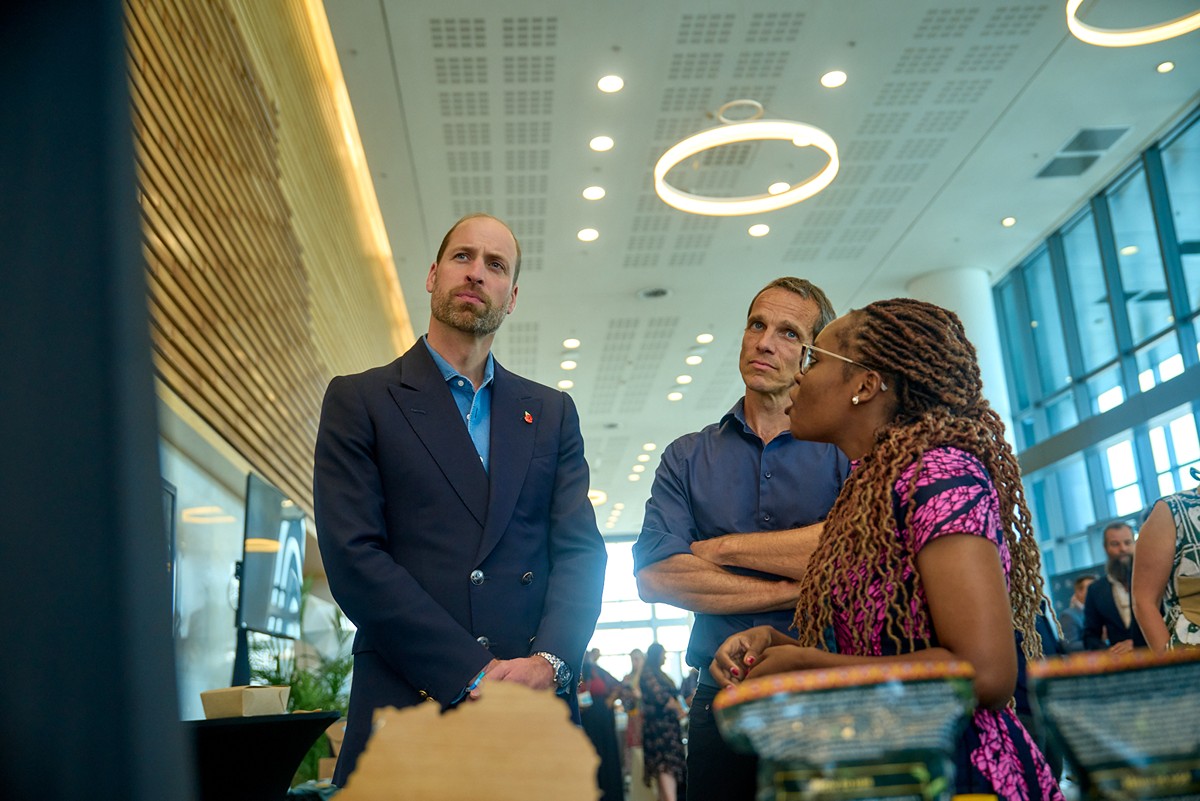 Prince William speaks with Nancy Iraba, Healthy Seaweed Cafe, at The Earthshot Prize Seaweed Showcase in Cape Town