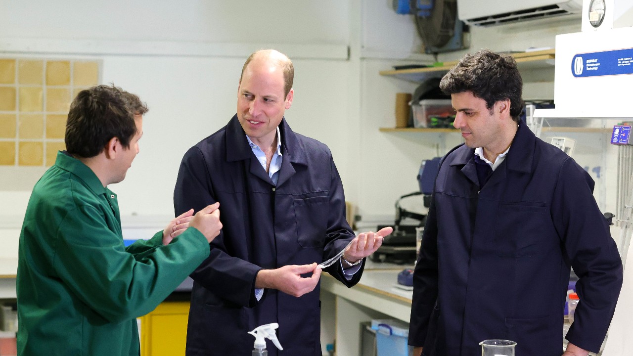 Prince William visits Notpla and meets co-founders Rodrigo Garcia Gonzalez and Pierre Paslier